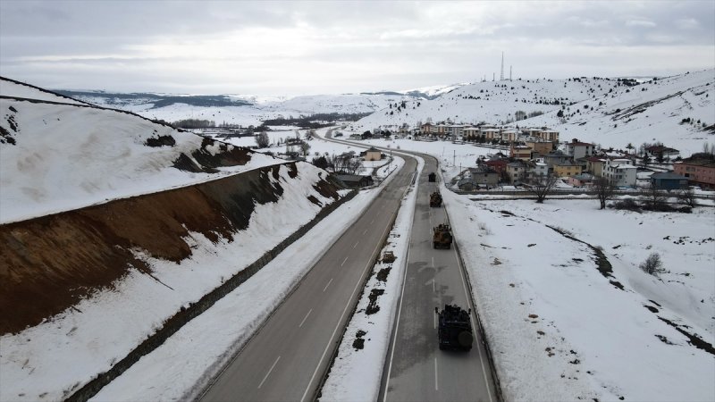 Fıratlar, karlı Munzur ve Mercan'ı teröristlere 'dar' ediyor