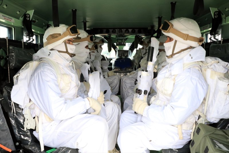 Fıratlar, karlı Munzur ve Mercan'ı teröristlere 'dar' ediyor