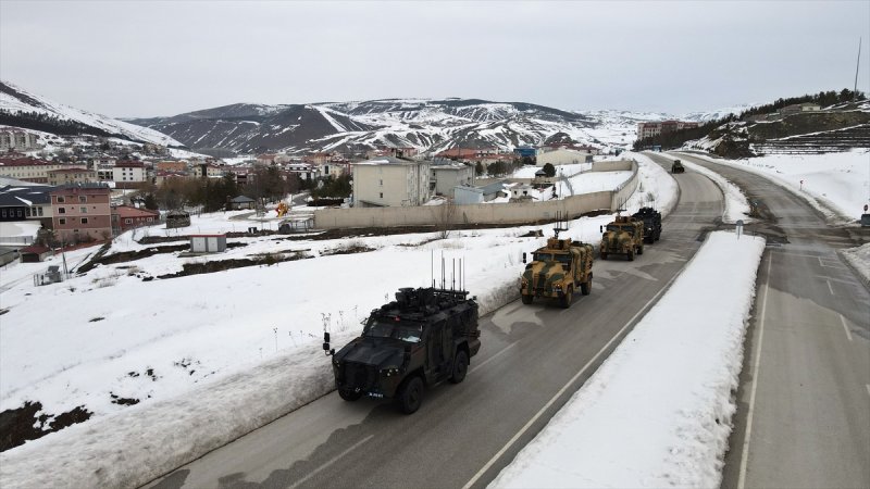 Fıratlar, karlı Munzur ve Mercan'ı teröristlere 'dar' ediyor
