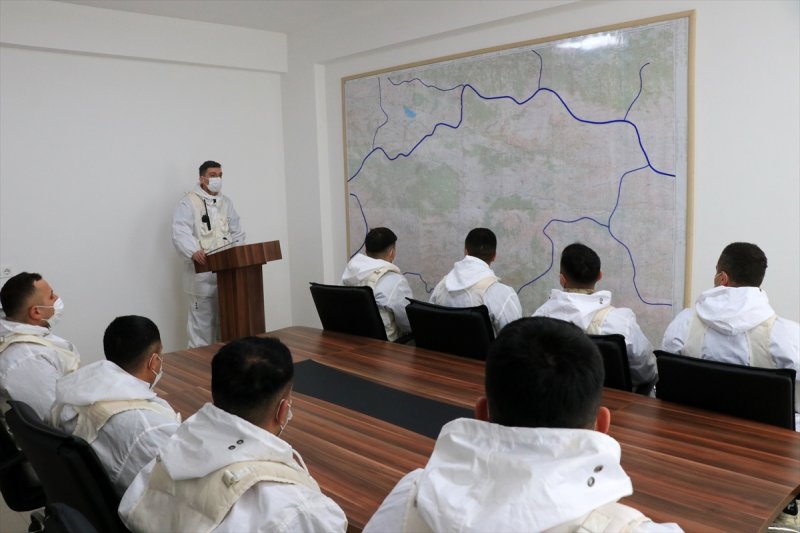 Fıratlar, karlı Munzur ve Mercan'ı teröristlere 'dar' ediyor