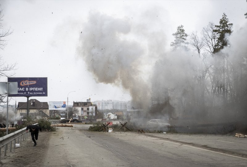 Çatışmaların arasında tahliye edilen Ukraynalıların kareleri
