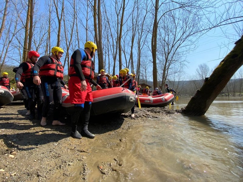 Melen Çayı'nda rafting sezonu başladı