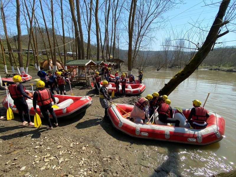 Melen Çayı'nda rafting sezonu başladı