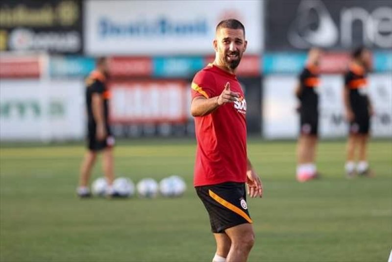 Süper Lig'de sezon sonu sözleşmesi biten isimler