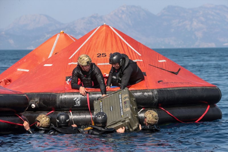 Deniz Kuvvetleri'nin kurtarıcı timi