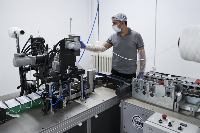 Kamuflajlı askeri elbiselerde Sıfır Atık dönemi