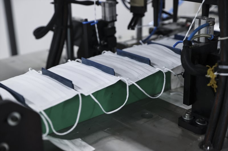 Kamuflajlı askeri elbiselerde Sıfır Atık dönemi