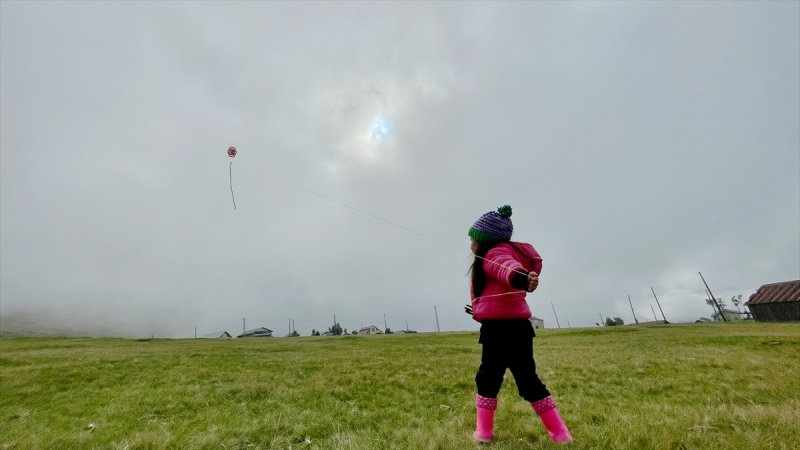 Karadeniz yaylaları sis altında