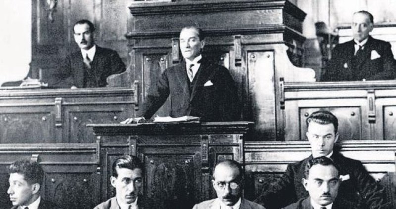 Cumhuriyet'in ilanın öyküsü