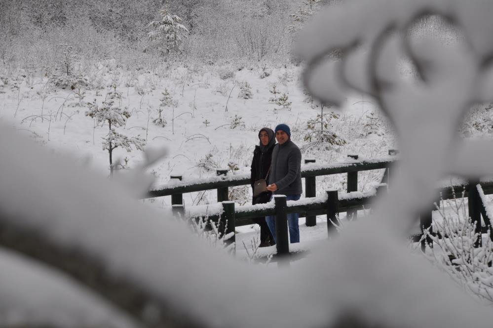 Abant Gölü'nden kar manzaraları