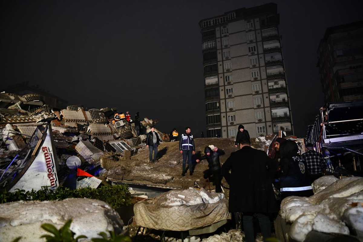 Kahramanmaraş, 7.7 şiddetindeki depremle sarsıldı