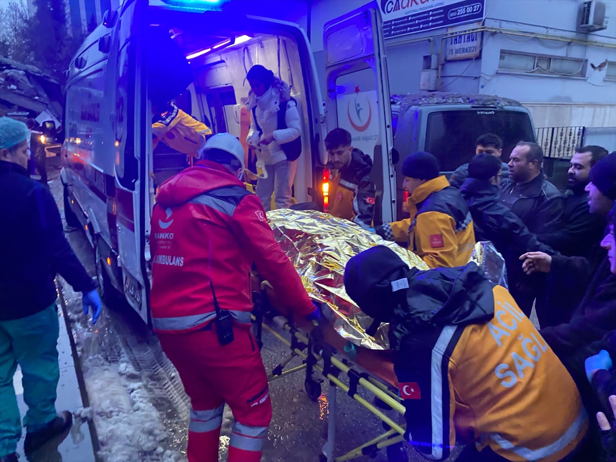 Kahramanmaraş, 7.7 şiddetindeki depremle sarsıldı