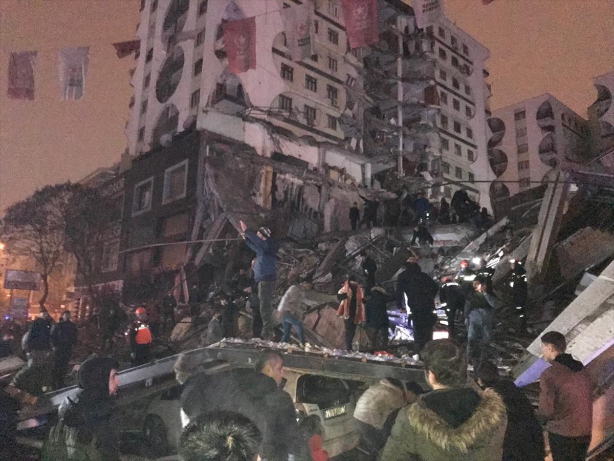 Kahramanmaraş, 7.7 şiddetindeki depremle sarsıldı