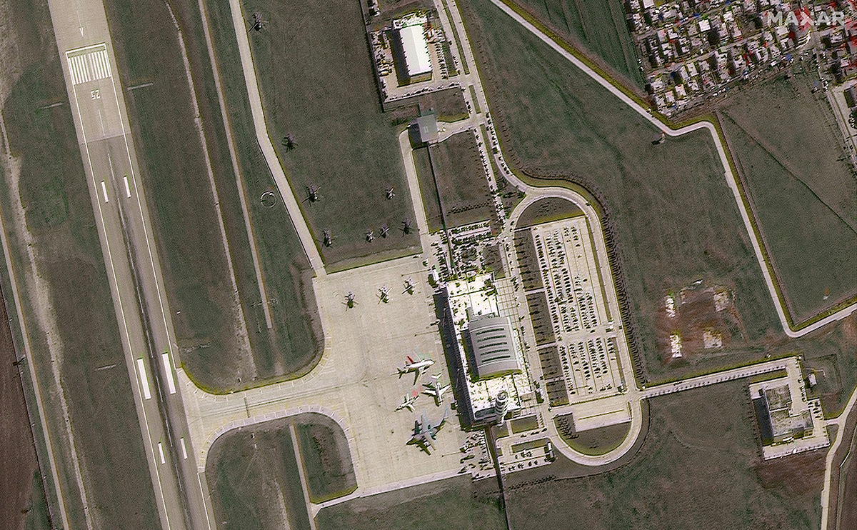 Depremin öncesine ve sonrasına ait uydu görüntüleri