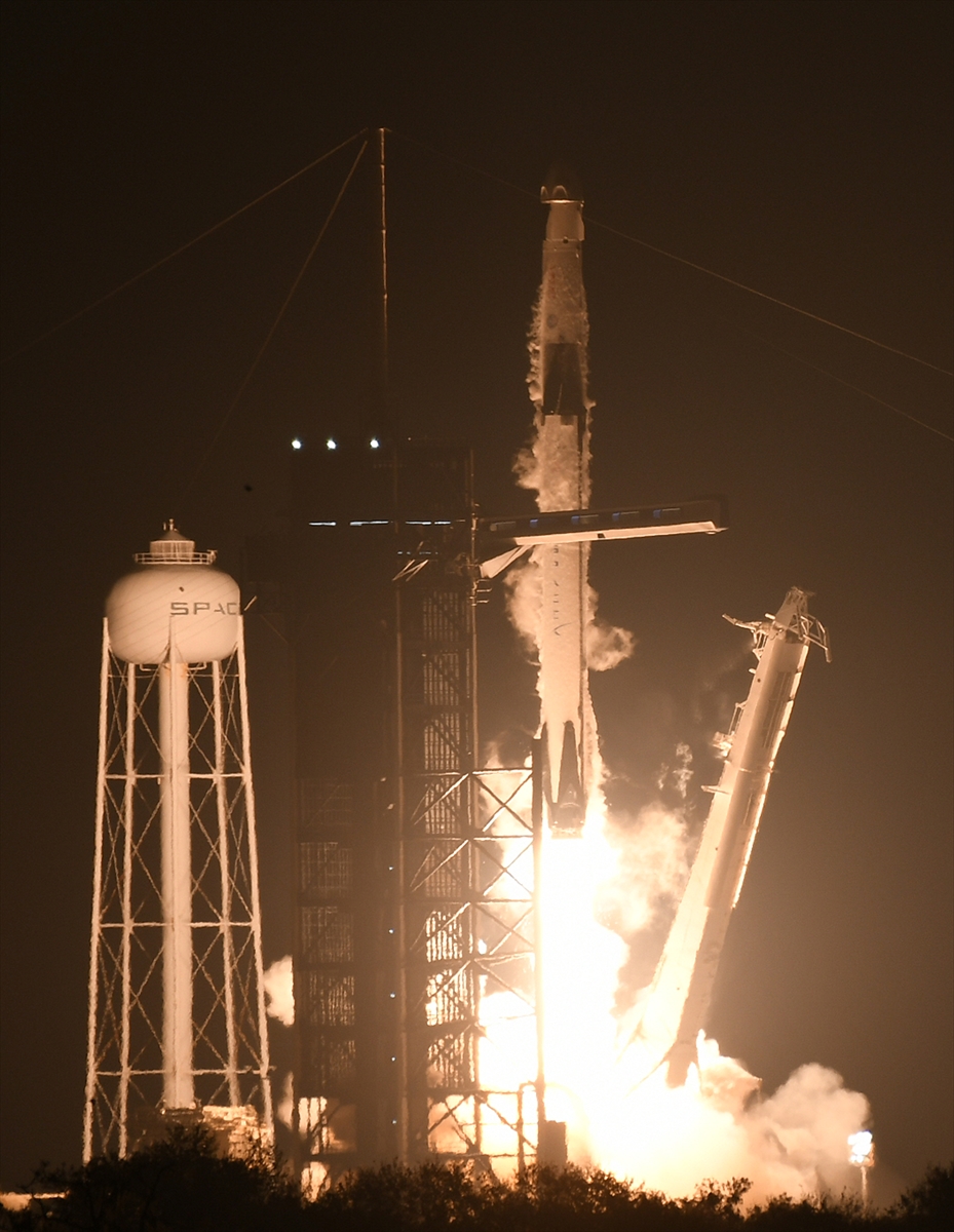 NASA SpaceX Crew-6 uzaya fırlatıldı