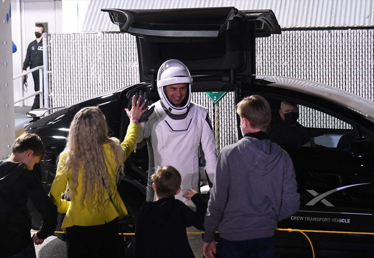 NASA SpaceX Crew-6 uzaya fırlatıldı