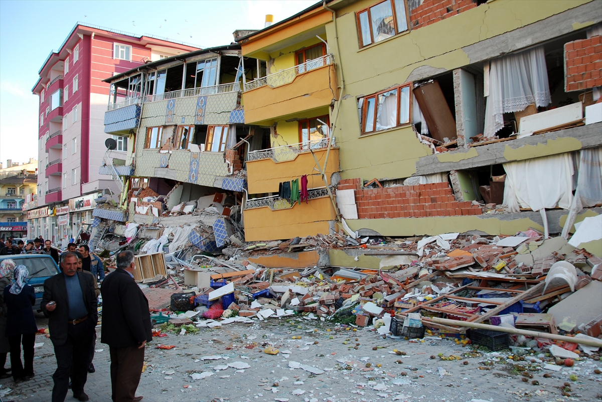 İstanbul'un kırmızı listesi! Mahalle mahalle deprem riski taşıyan ilçeler