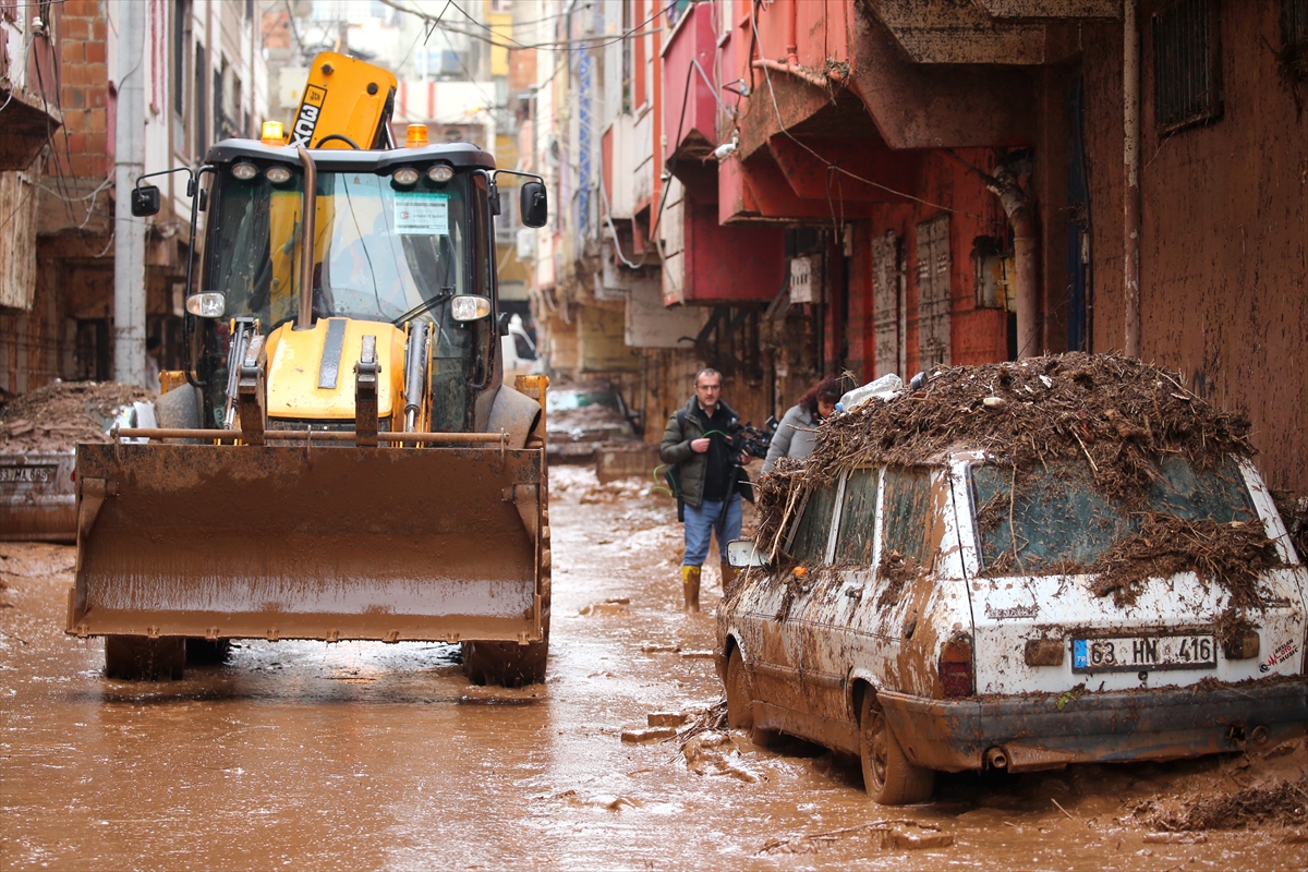 Sel felaketinde 3. gün! Şanlıurfa'da temizlik çalışmaları devam ediyor