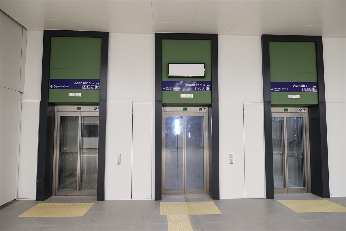 Başakşehir-Kayaşehir Metro Hattı açıldı