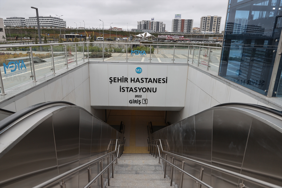 Başakşehir-Kayaşehir Metro Hattı açıldı