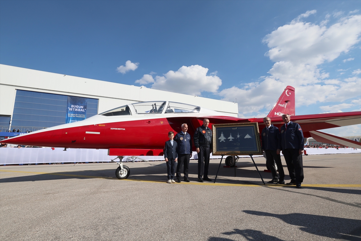 Türkiye'nin 5. nesil savaş uçağı 'KAAN'dan tarihi kareler
