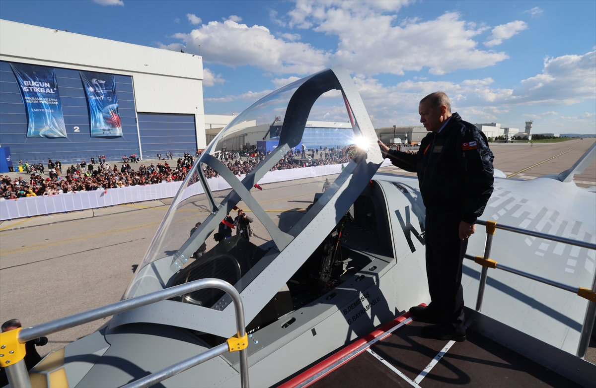 Türkiye'nin 5. nesil savaş uçağı 'KAAN'dan tarihi kareler