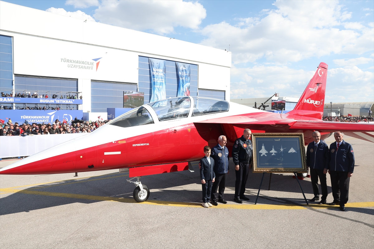 Türkiye'nin 5. nesil savaş uçağı 'KAAN'dan tarihi kareler