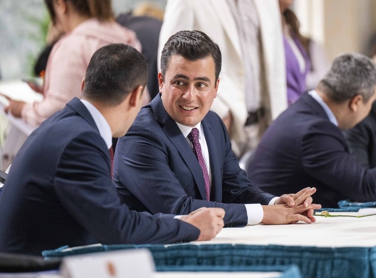 TBMM'de kayıt yaptıran yeni vekillerden renkli kareler