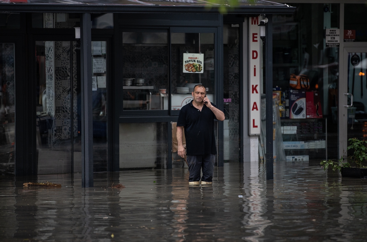 Ankara'yı sel aldı