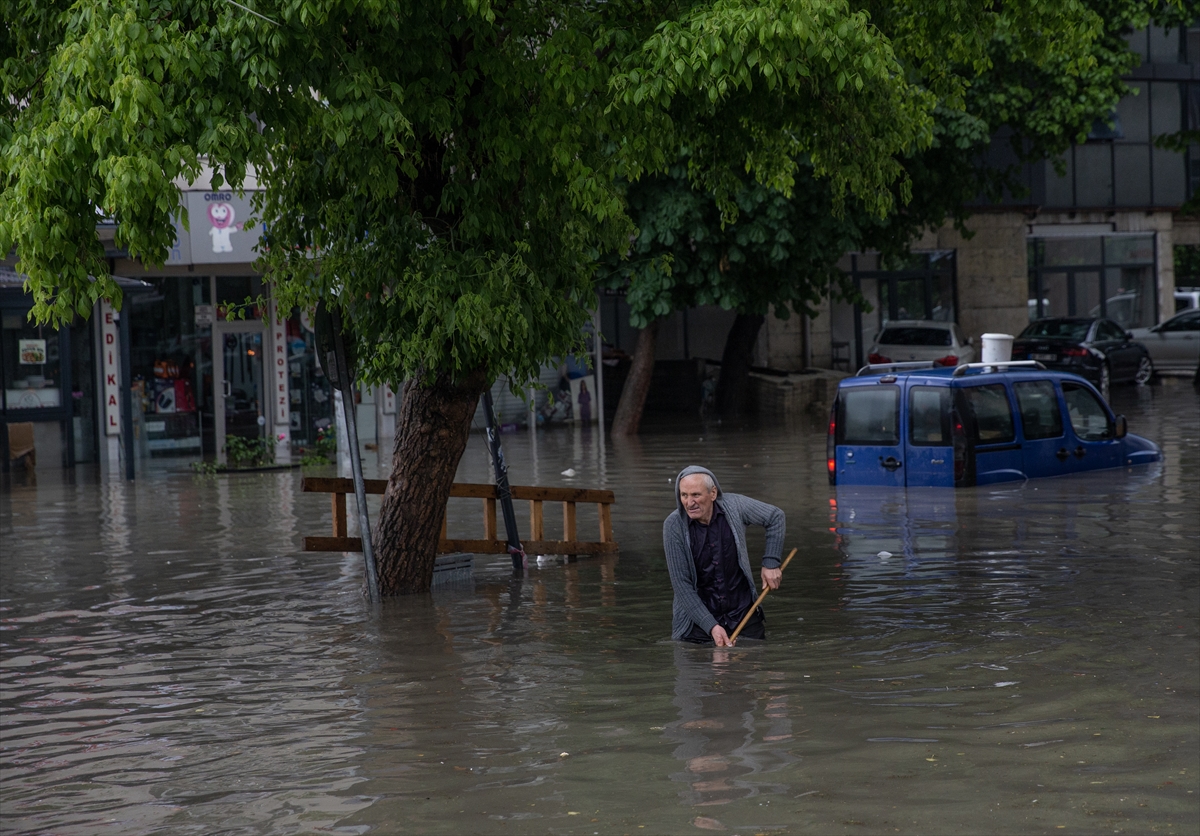 Ankara'yı sel aldı