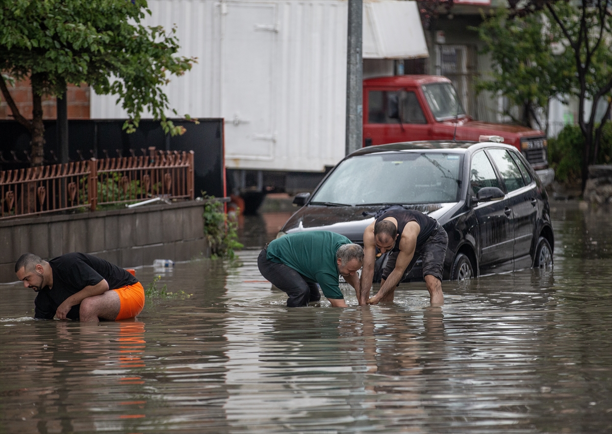 Ankara'yı sel aldı