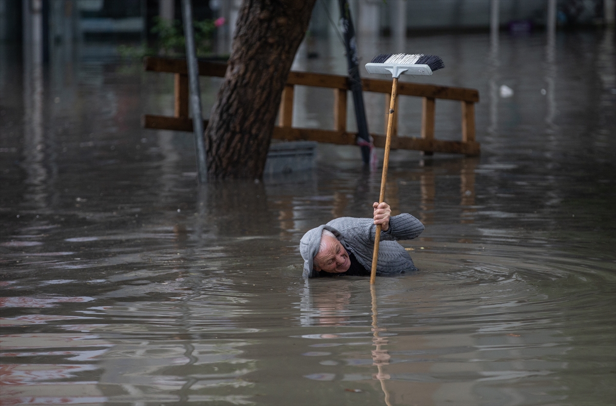 Ankara'yı sel aldı