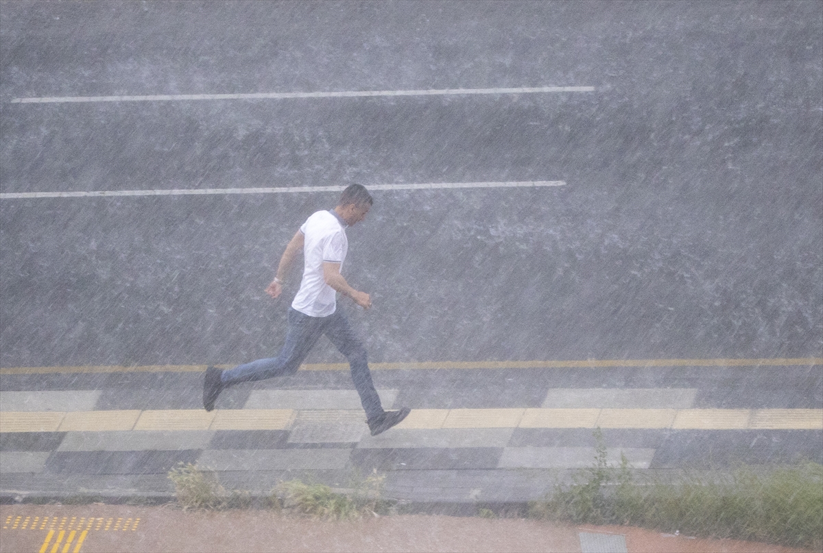 Ankara'yı sel aldı