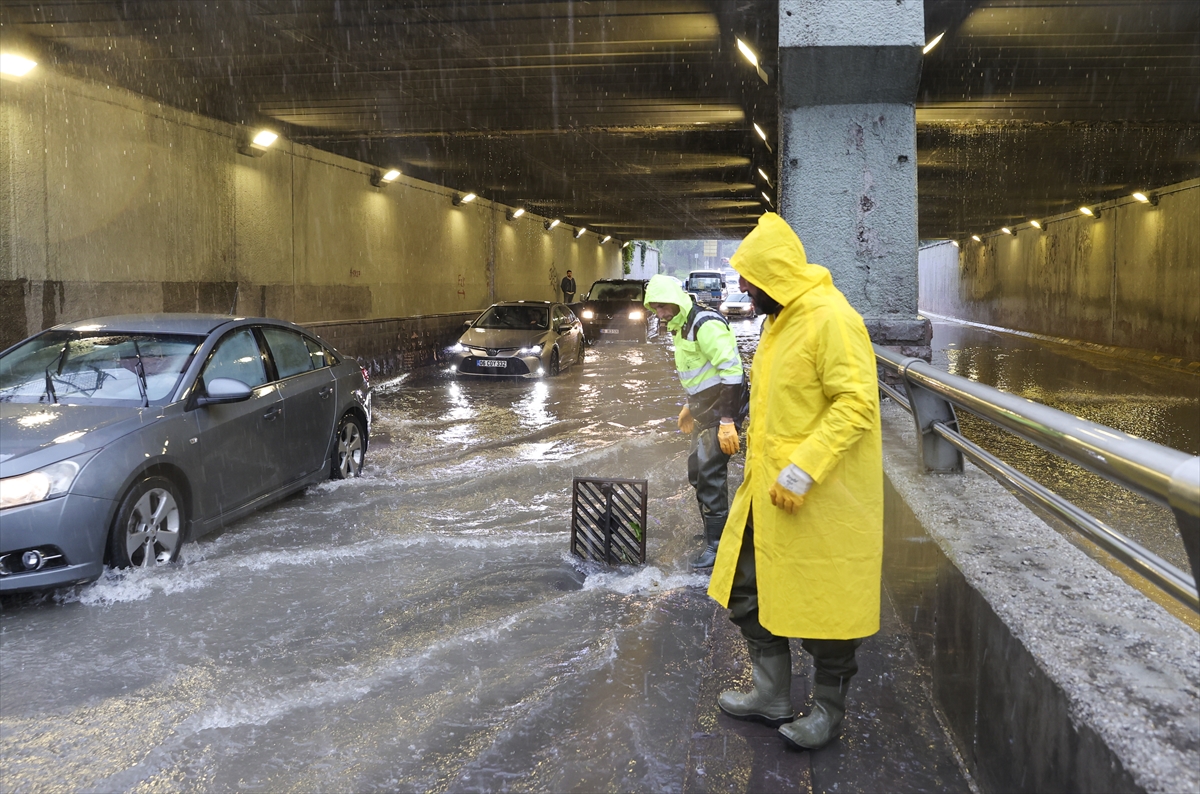 Ankara'yı sel aldı