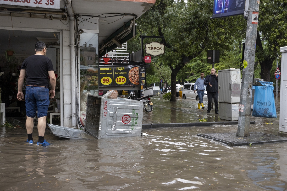 Ankara'yı sel aldı