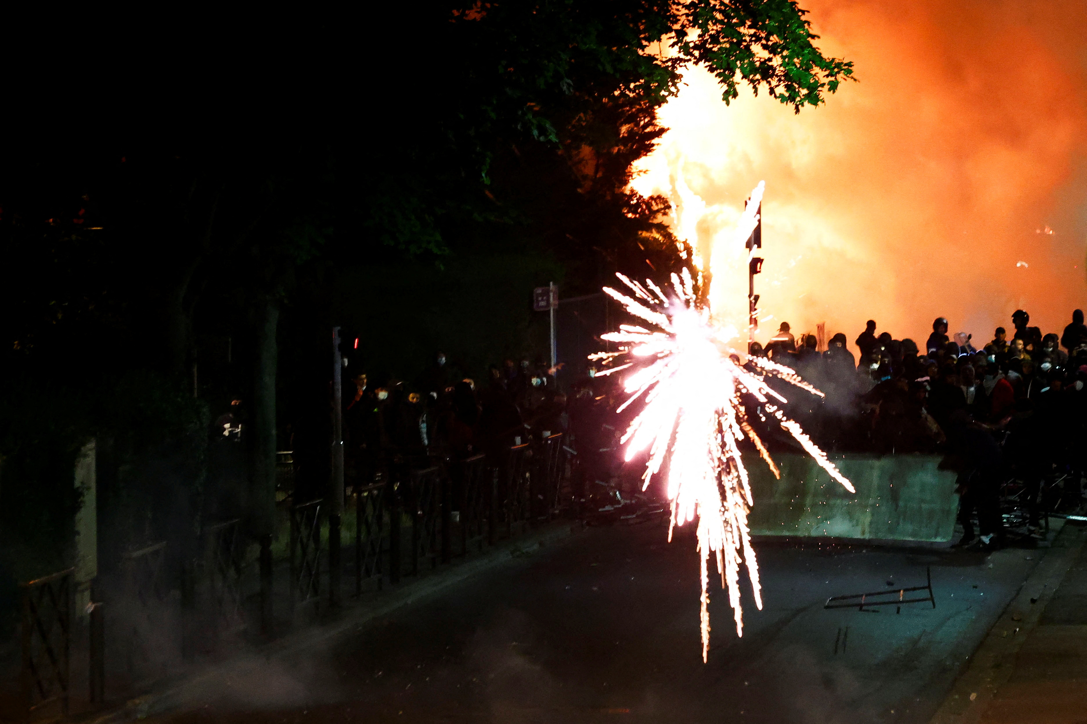 Fransa'da vatandaş ve polis arasında gerilim