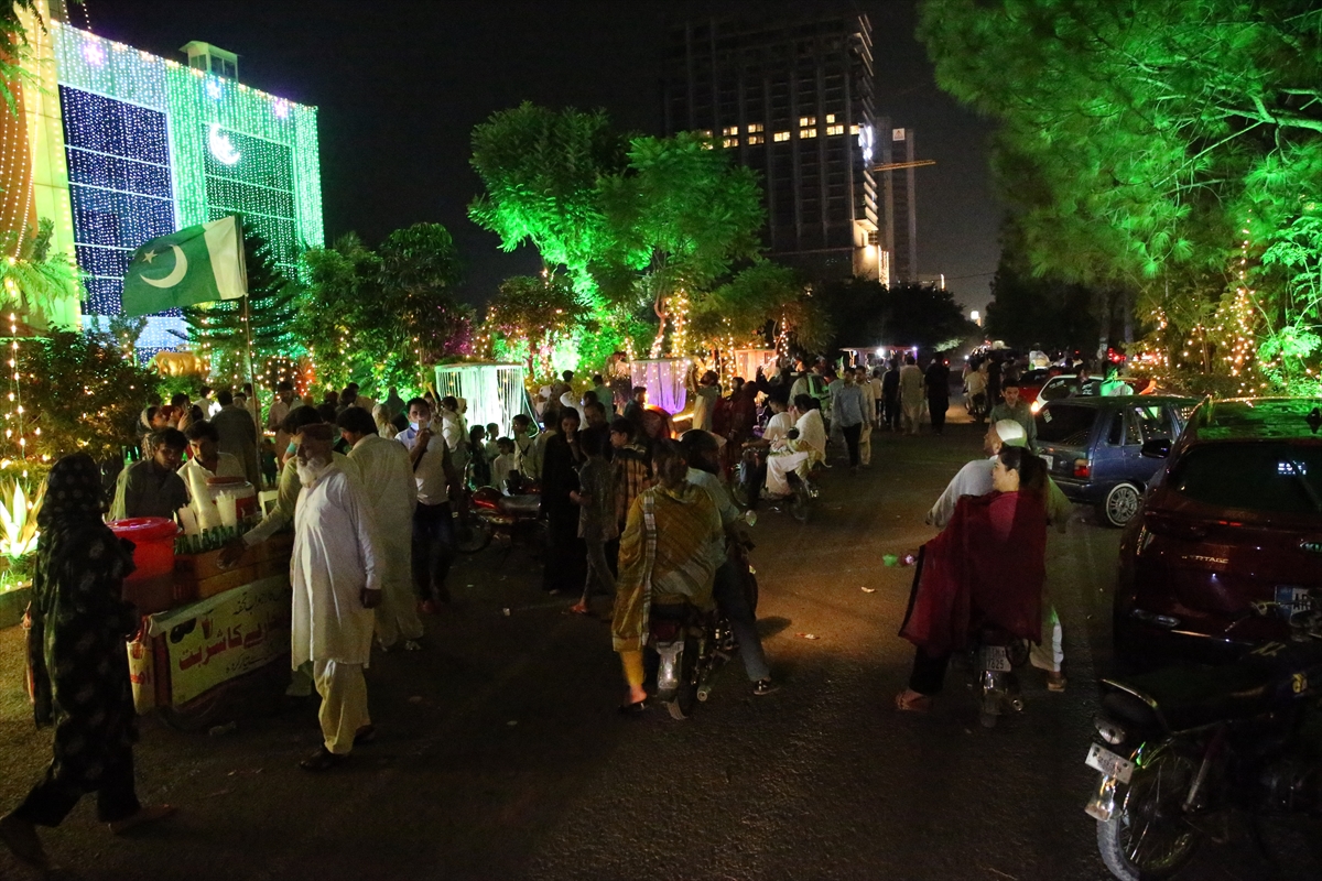 Pakistan'da bağımsızlığın 76. yılı kutlanıyor