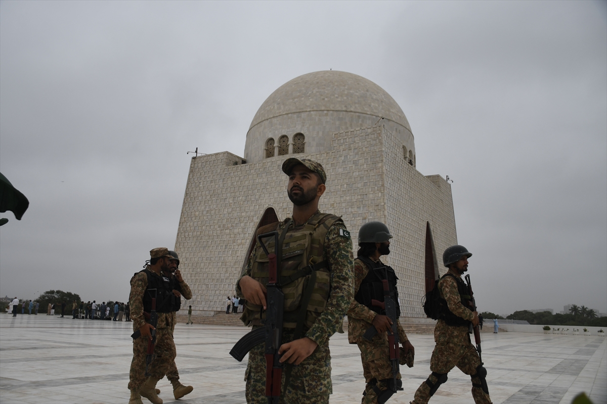 Pakistan'da bağımsızlığın 76. yılı kutlanıyor