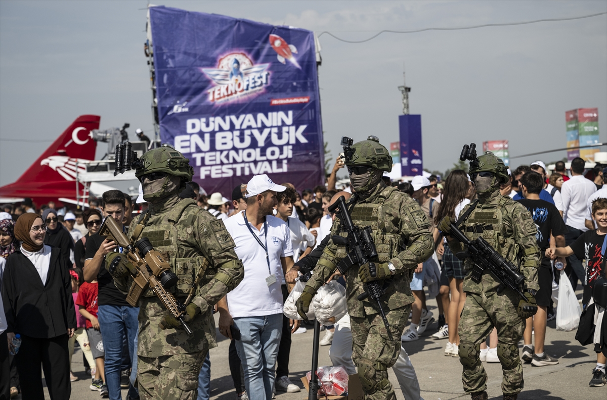İzmir'de yılın son TEKNOFEST'i başladı