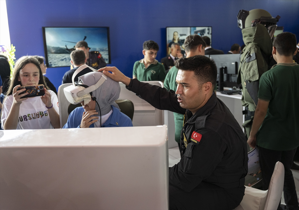 İzmir'de yılın son TEKNOFEST'i başladı