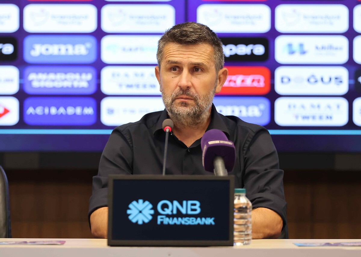 Süper Lig 2023-2024 sezonunda görevi bırakan teknik direktörler