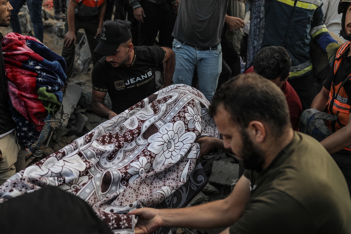 Bombardıman altındaki Gazze'de 10. gün