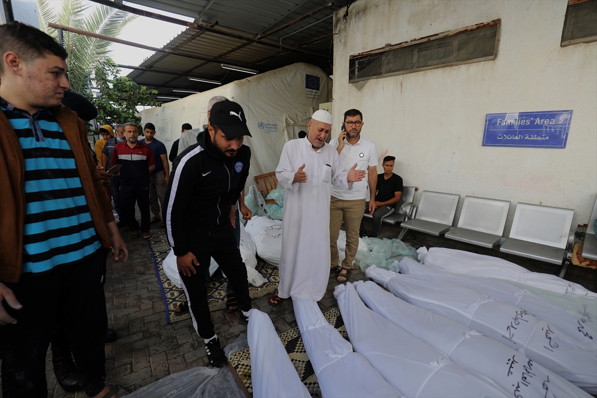 Bombardıman altındaki Gazze'de 10. gün