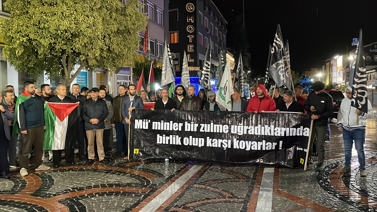 Yurt genelinde İsrail'in hastane saldırısı protesto edildi