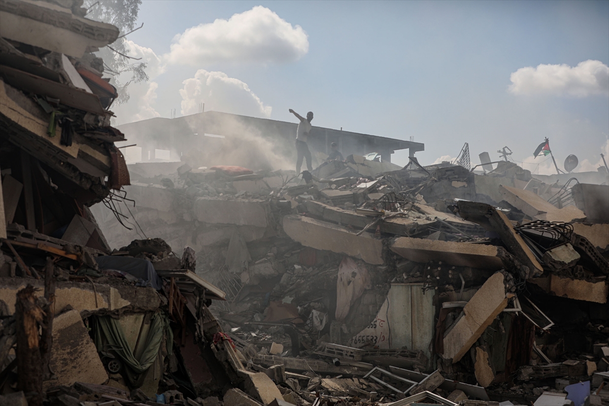 Gazze'de yıkımın kareleri: Binaların yüzde 30'u yıkıldı