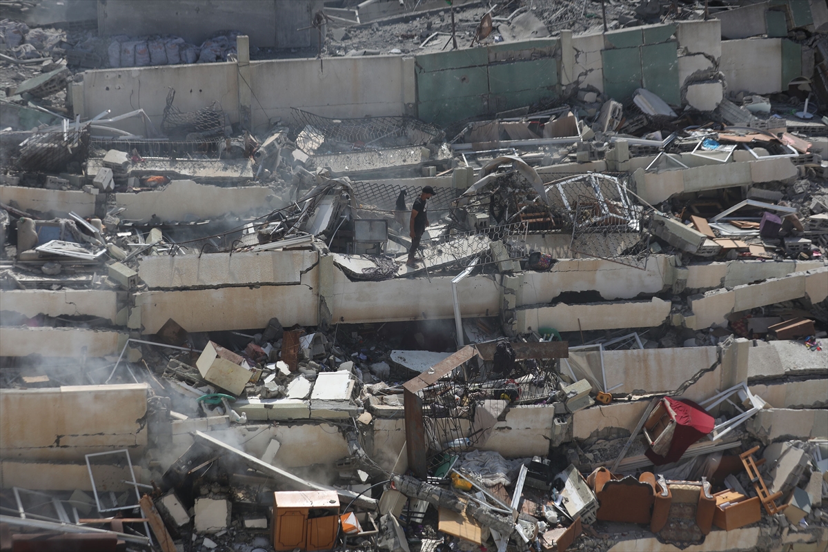 Gazze'de yıkımın kareleri: Binaların yüzde 30'u yıkıldı