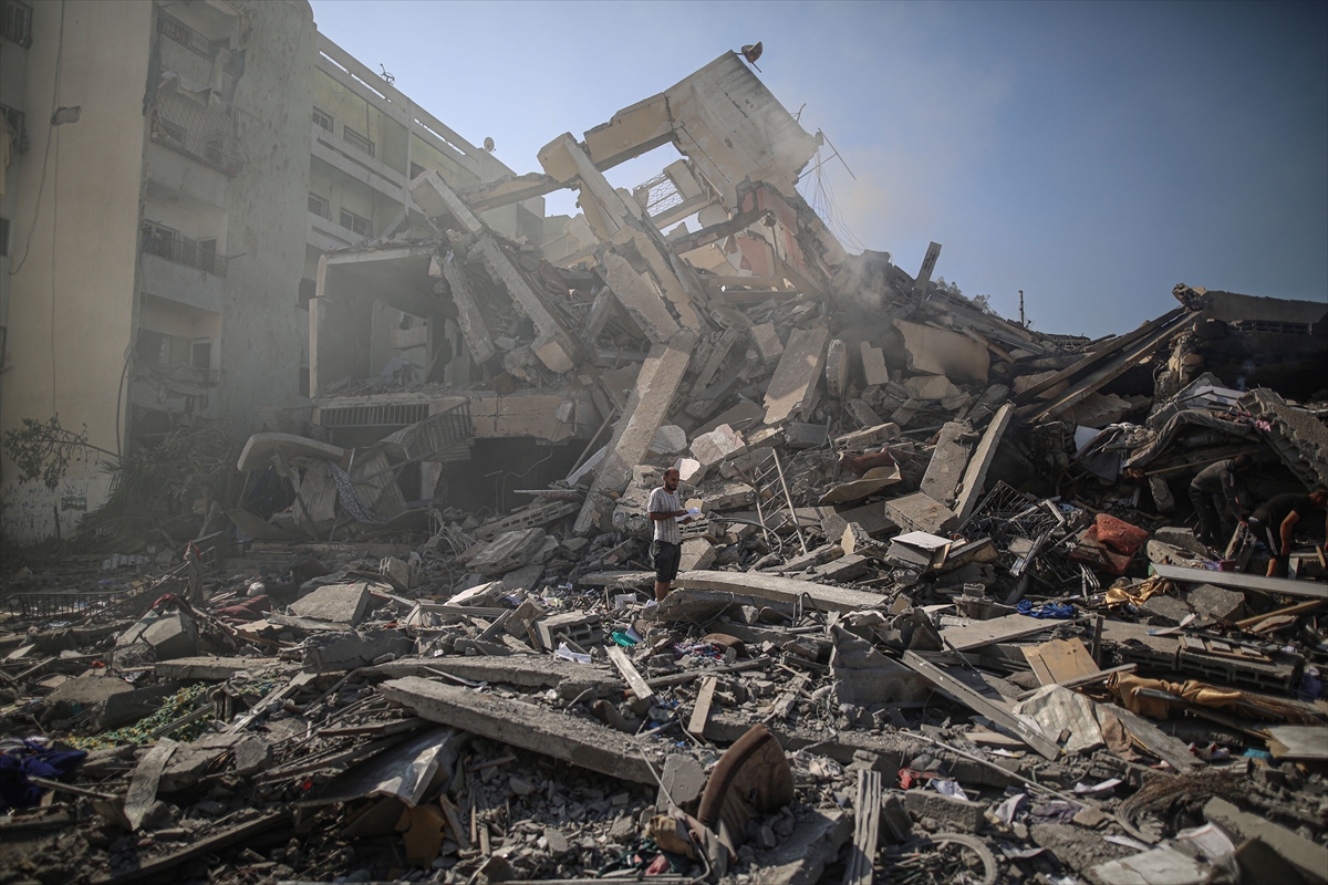 Gazze'de yıkımın kareleri: Binaların yüzde 30'u yıkıldı