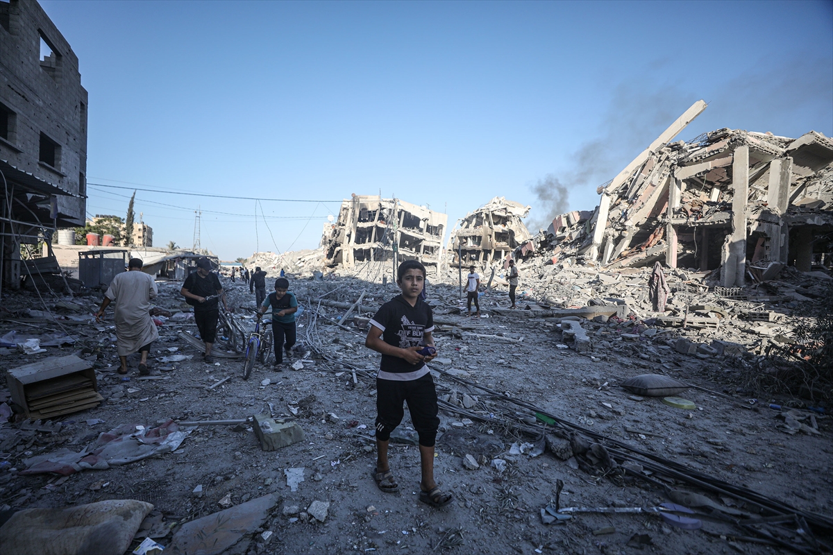 Gazze'de yıkımın kareleri: Binaların yüzde 30'u yıkıldı