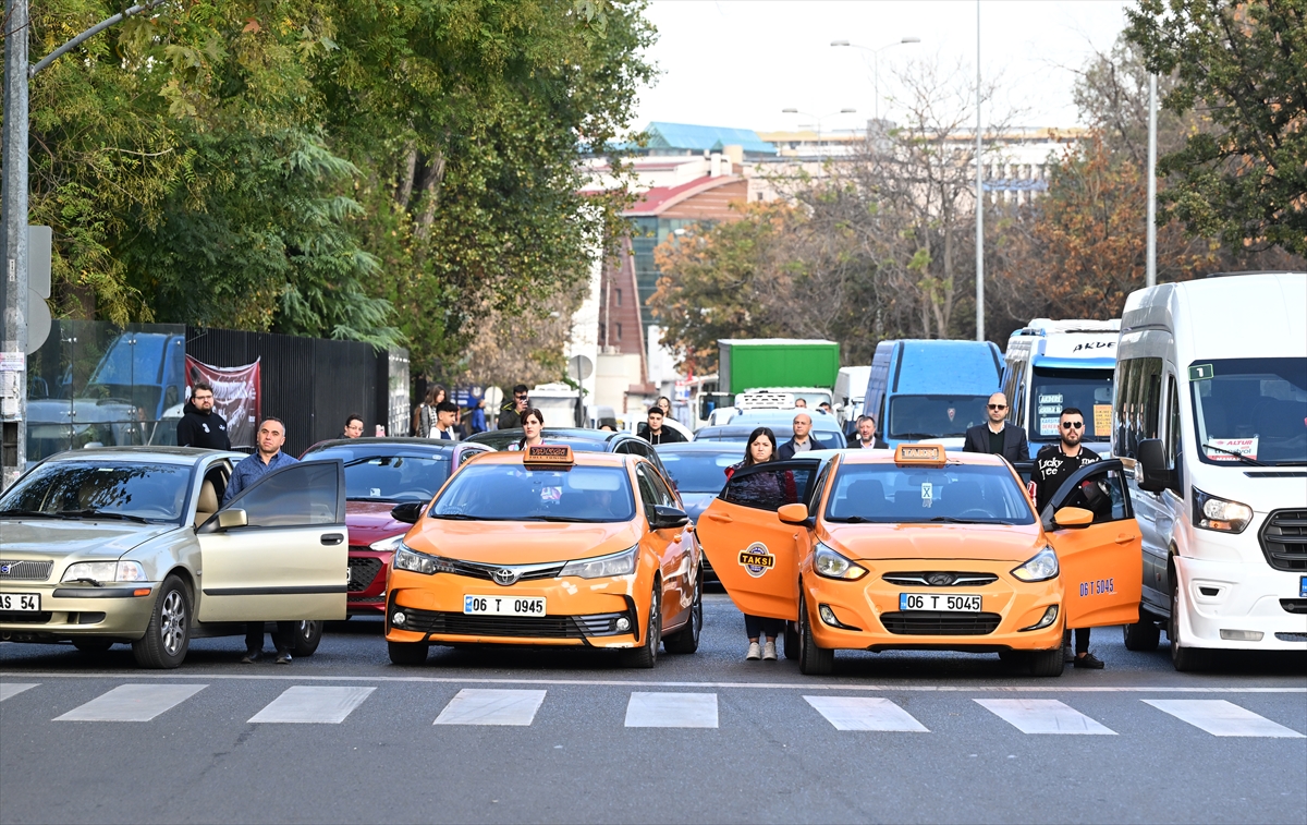 Yurttan saat 9'u 5 geçe manzaraları...