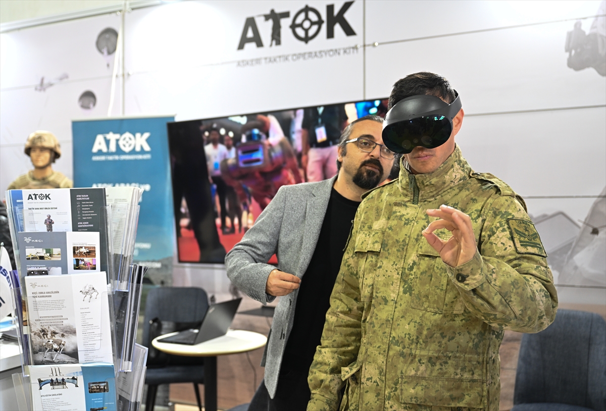 İzmir'de jandarma keskin nişancıları yarıştı